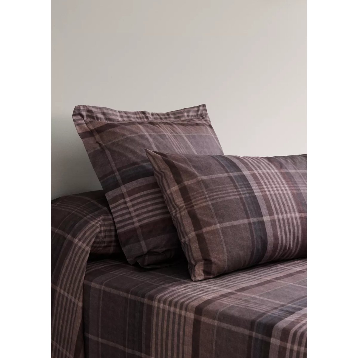 Taie d'oreiller percale de coton carreaux multicolores 45x110 cm marron, MANGO HOME