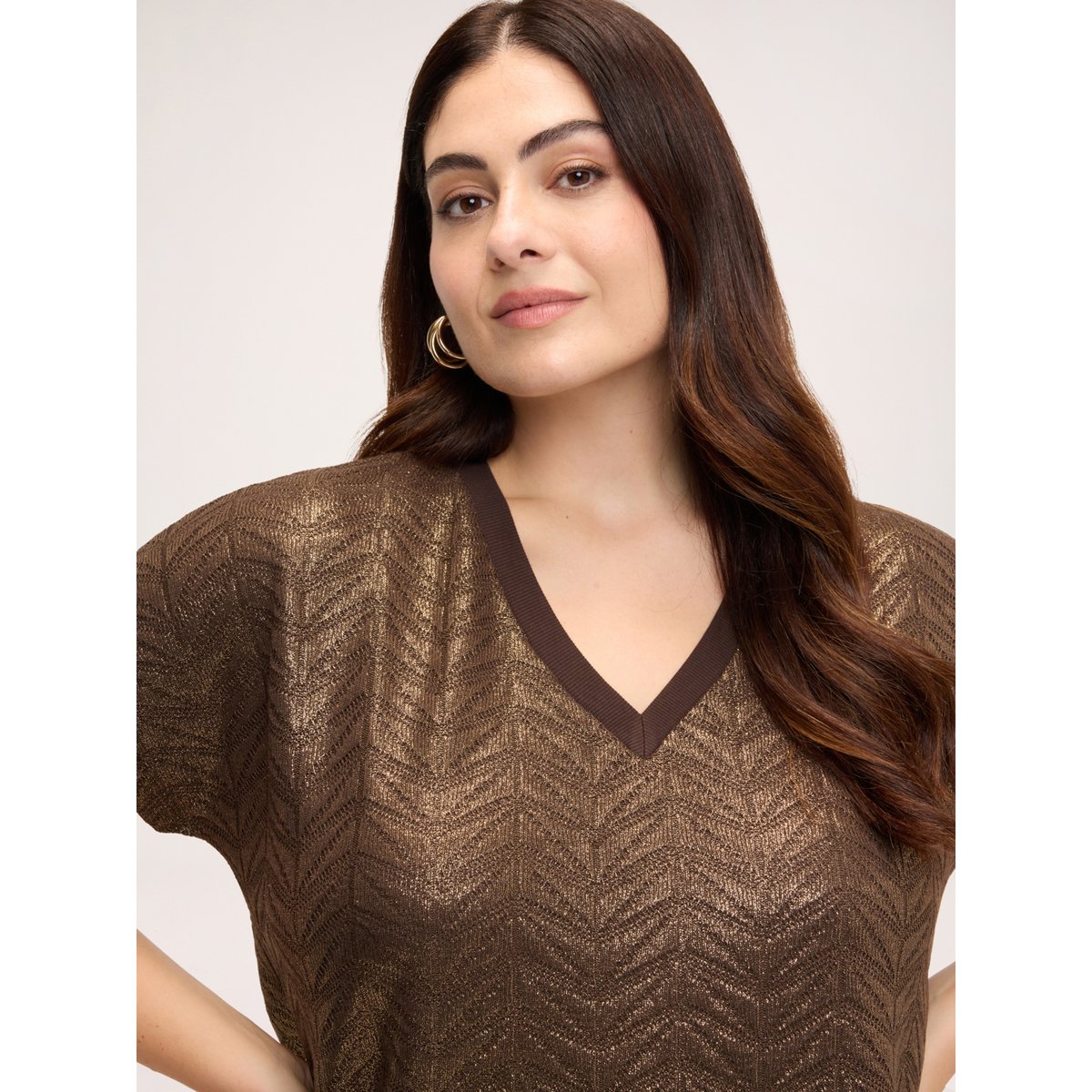 T-shirt col en V marron, FIORELLA RUBINO