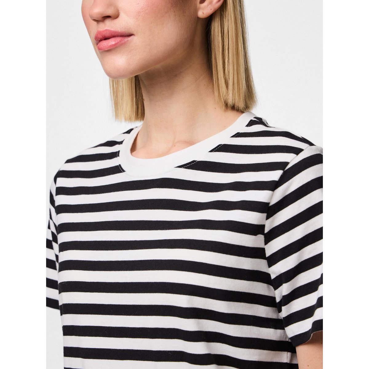 T-Shirt noir - black, PIECES