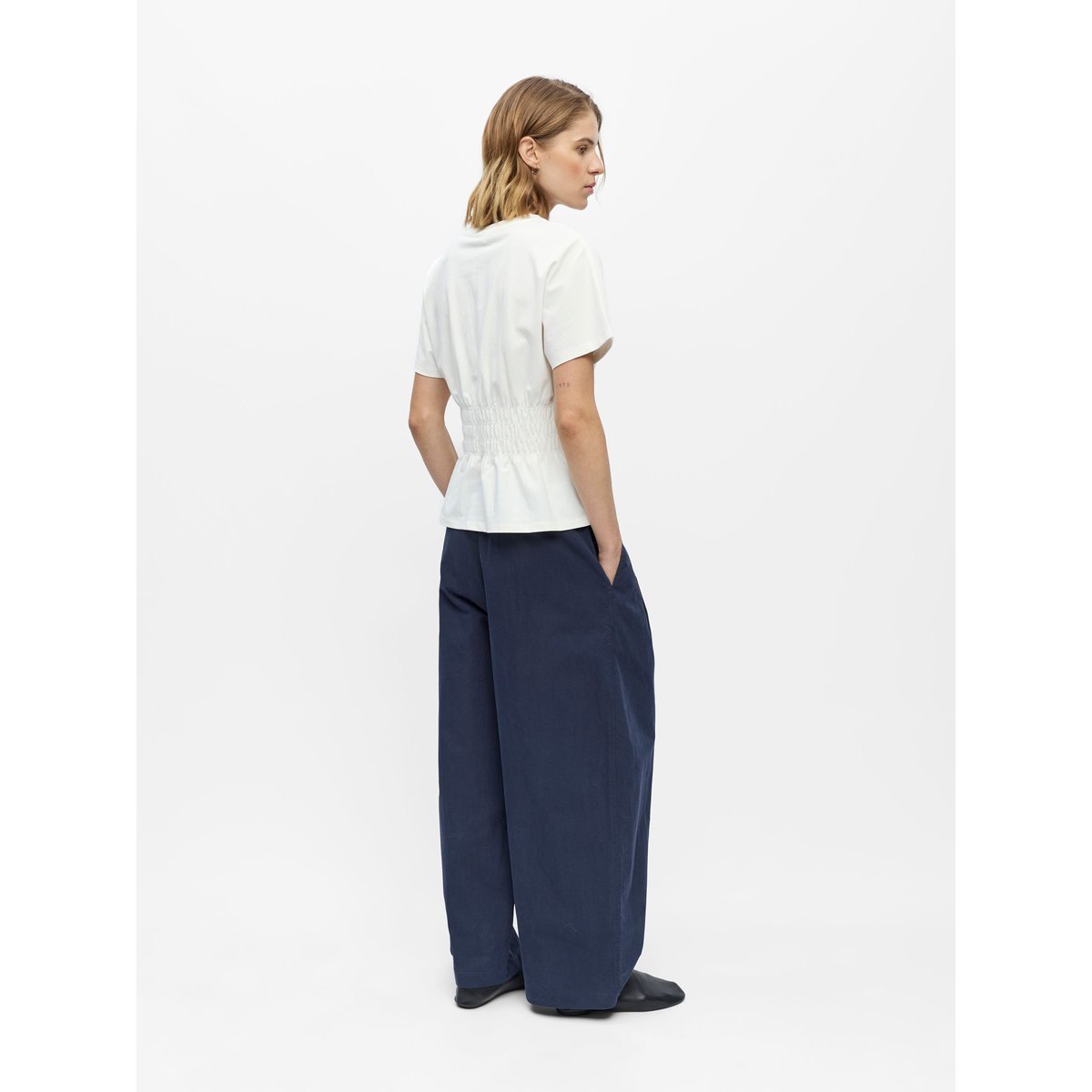 Top bright white, OBJECT