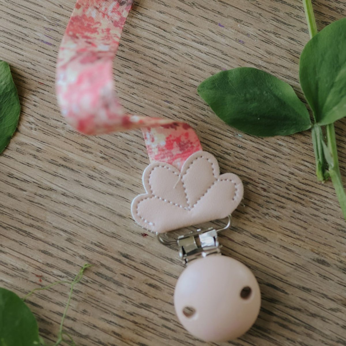 Attache sucette Wood rose, marron, blanc, ELODIE DETAILS