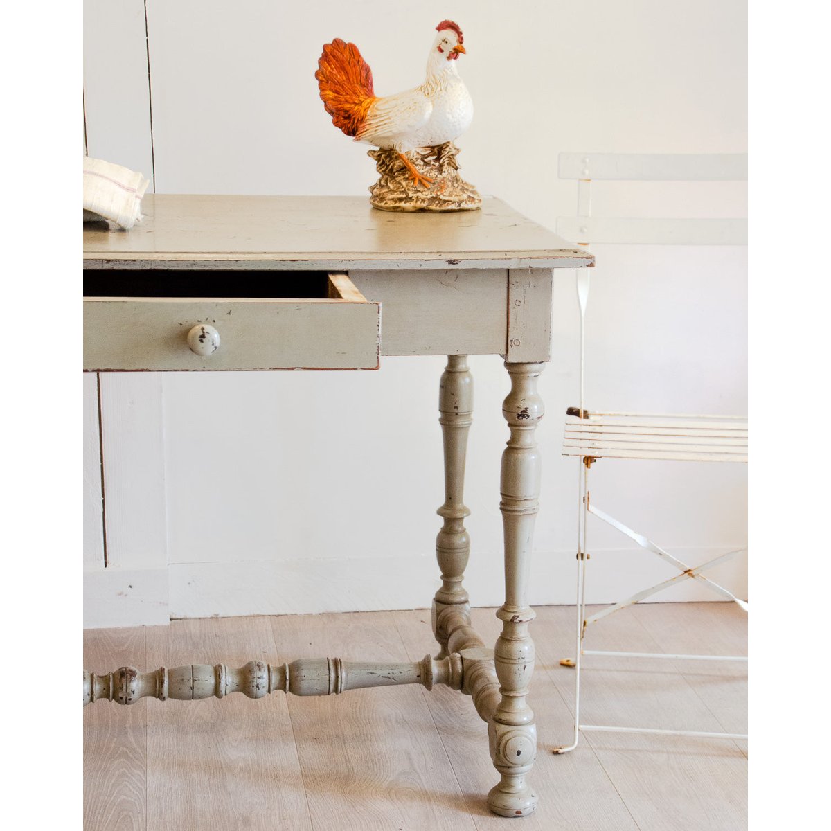 Table de ferme en bois Romy N°1371 - Bon état gris, DEBONGOUT