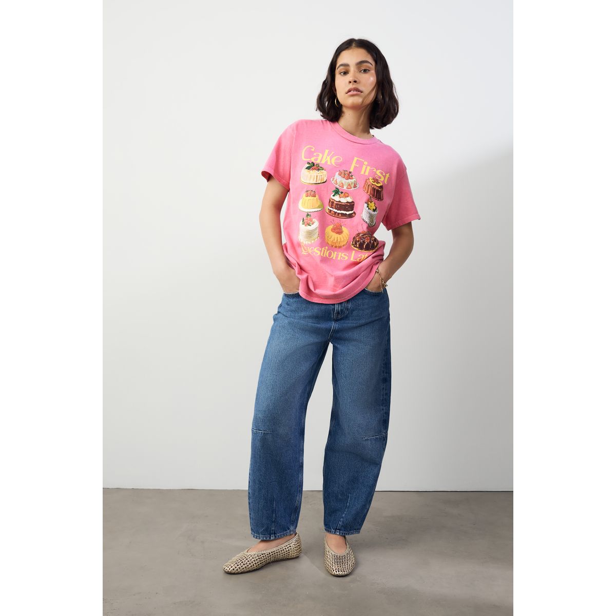 T-shirt ras du cou oversize à imprimé gâteaux framboise, NEXT