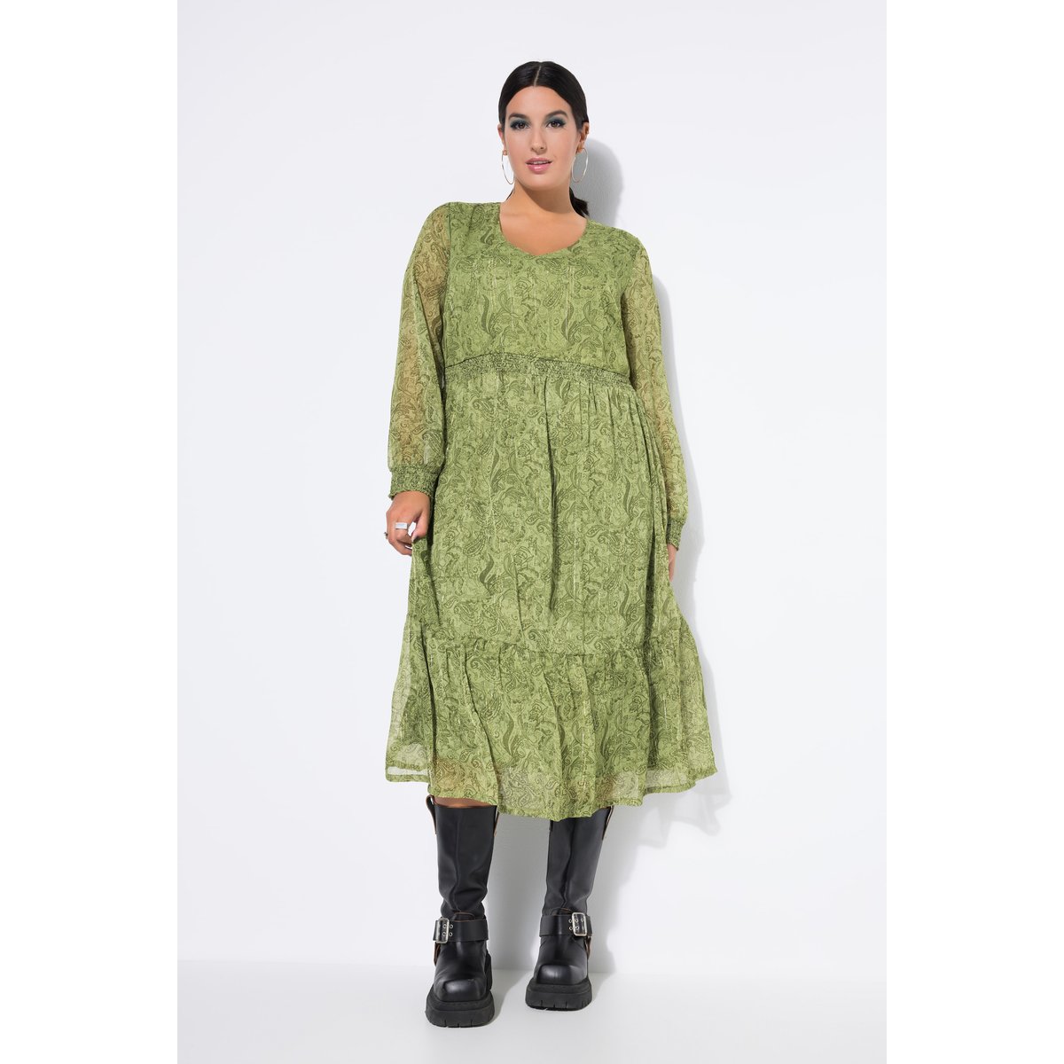 Robe midi évasée agrémentée d'un imprimé palmiers verts, STUDIO UNTOLD