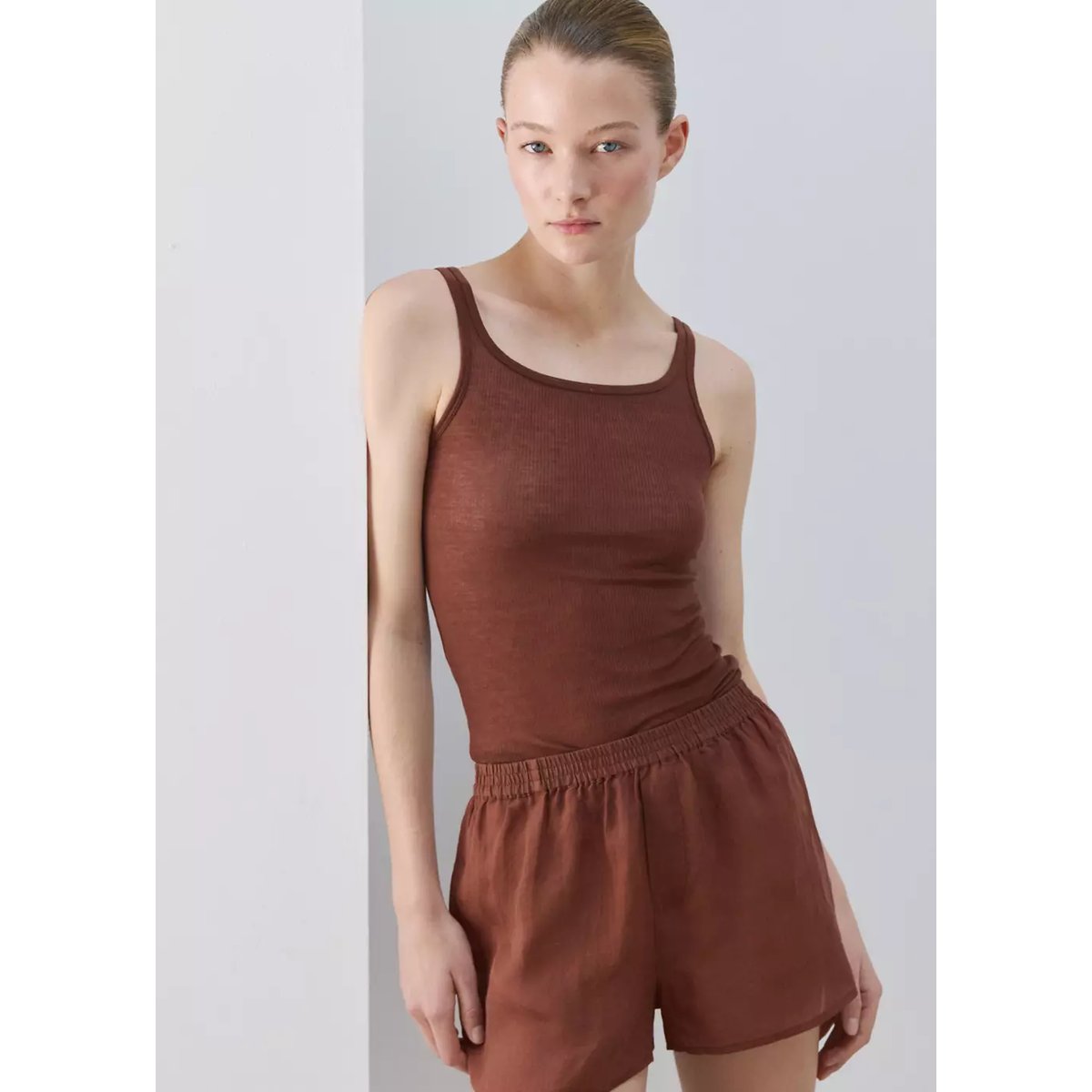Top lyocell laine sans couture marron, MANGO