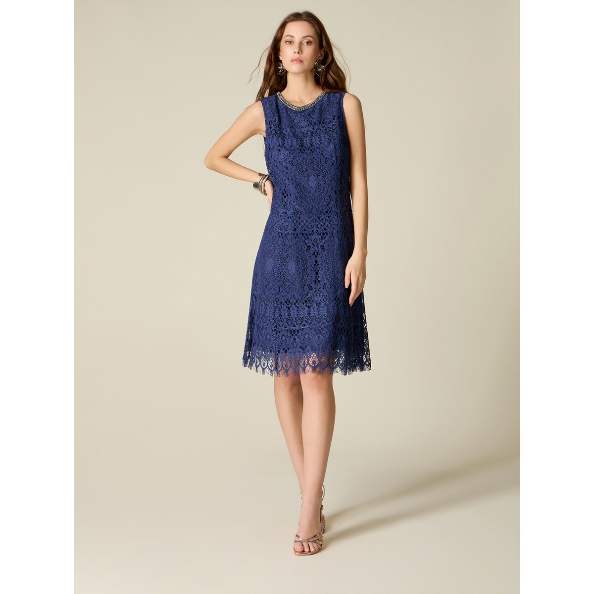 Robe avec détail bijou bleu, OLTRE