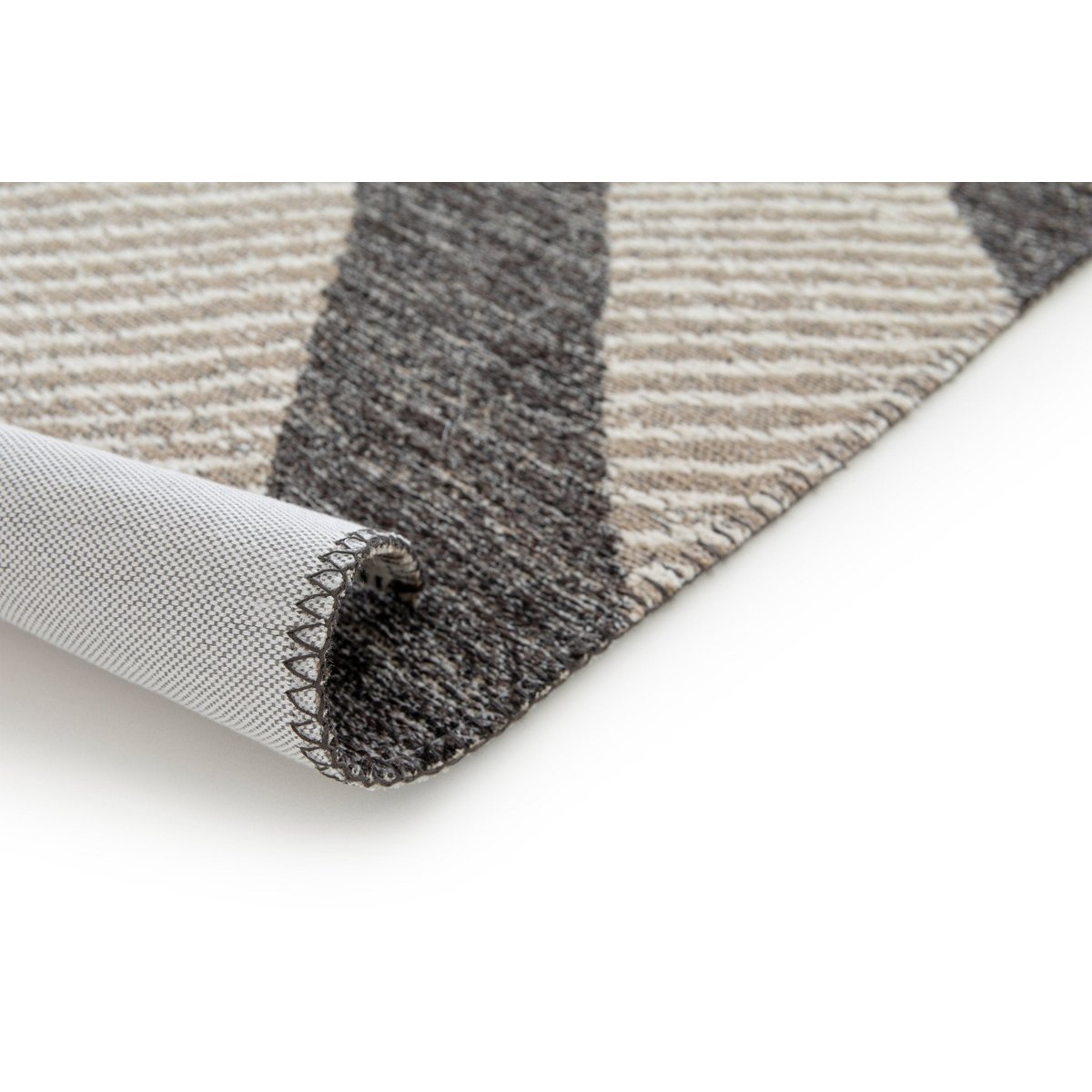 Tapis en jute et polyester recyclé BASALTE brun naturel, AFK LIVING
