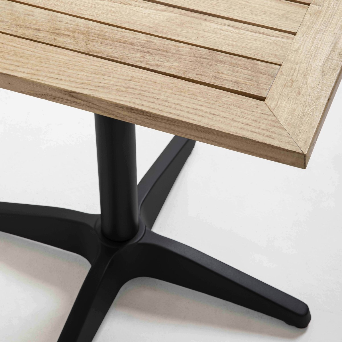 Table de terrasse carrée plateau bois et 4 chaises en métal, TIMES SQUARE marron, OVIALA