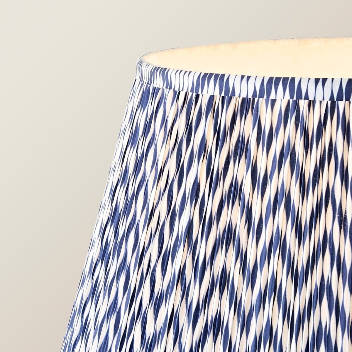 Amalia Twist Floor Lamp with Chevron Taper Shade navy blue, SO'HOME