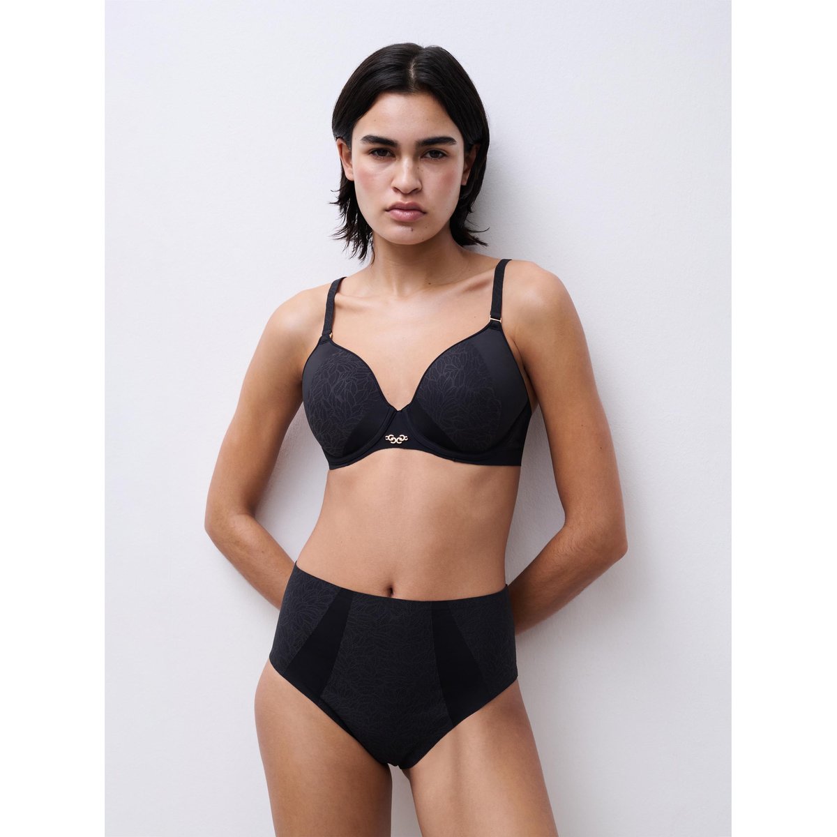Soutien-gorge spacer moulé emboîtant PURE LACE noir, CHANTELLE