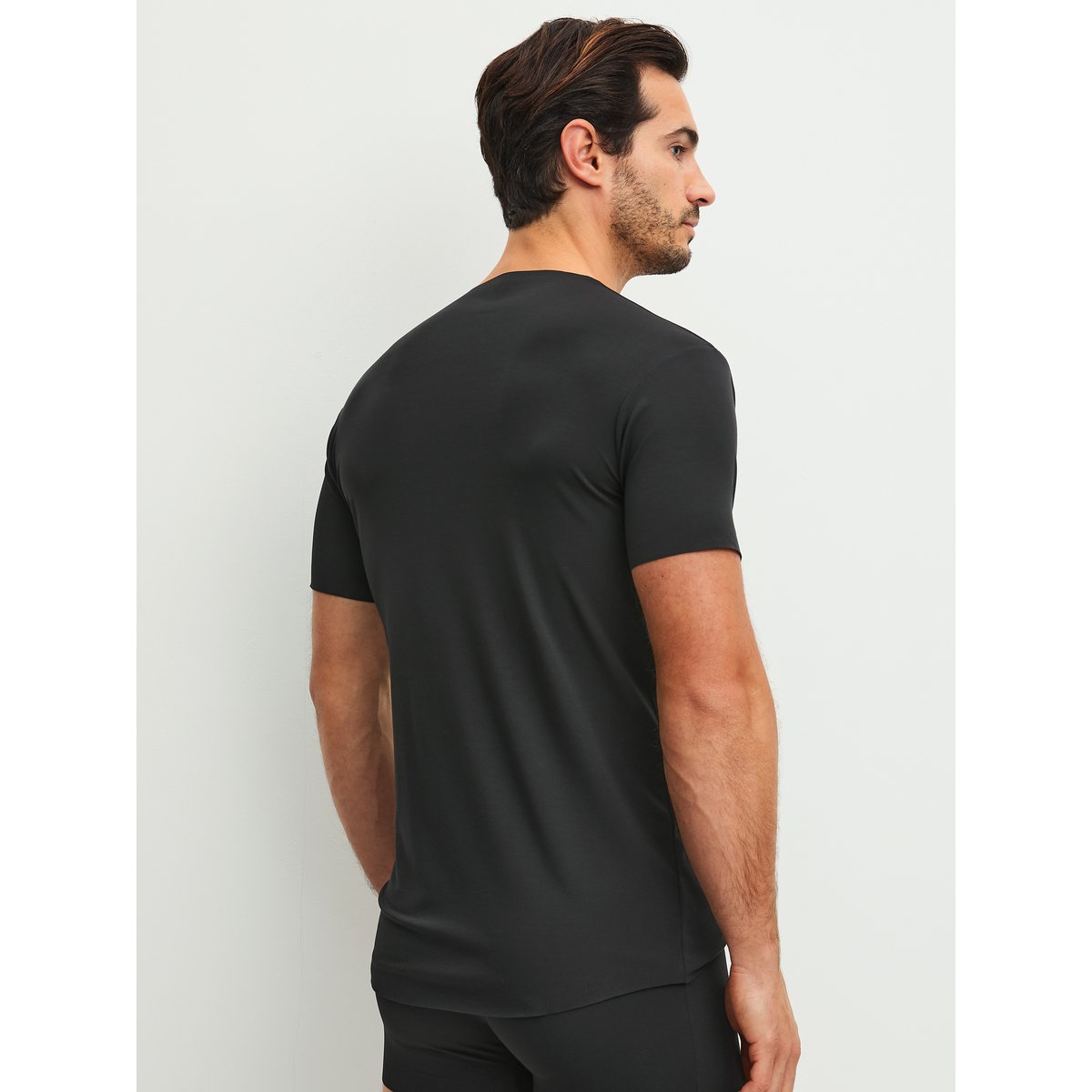 T-Shirt à manches courtes manches courtes Modal CLEAN LINE noir, CALIDA