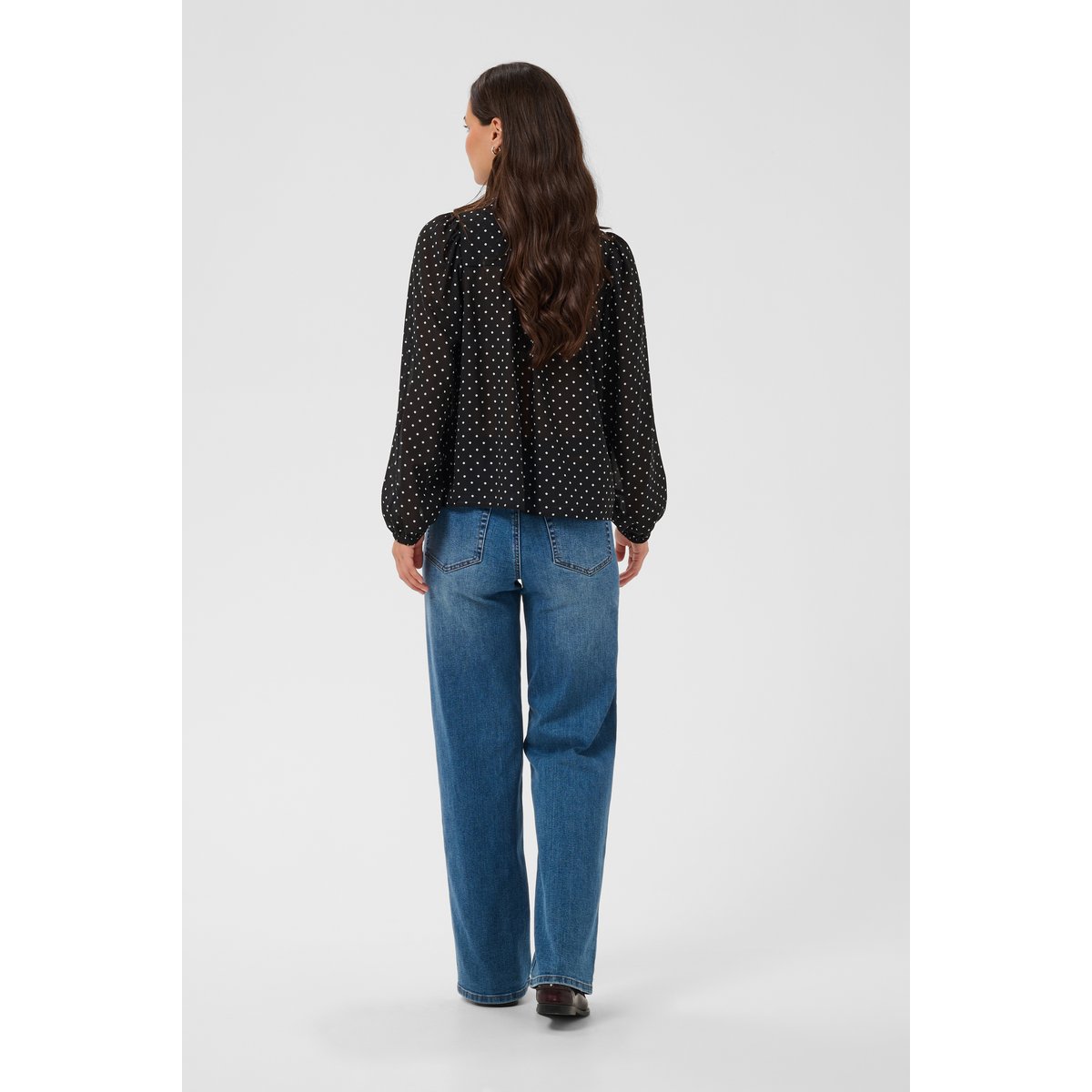 Á manches longues noir black w. white dot, KAFFE