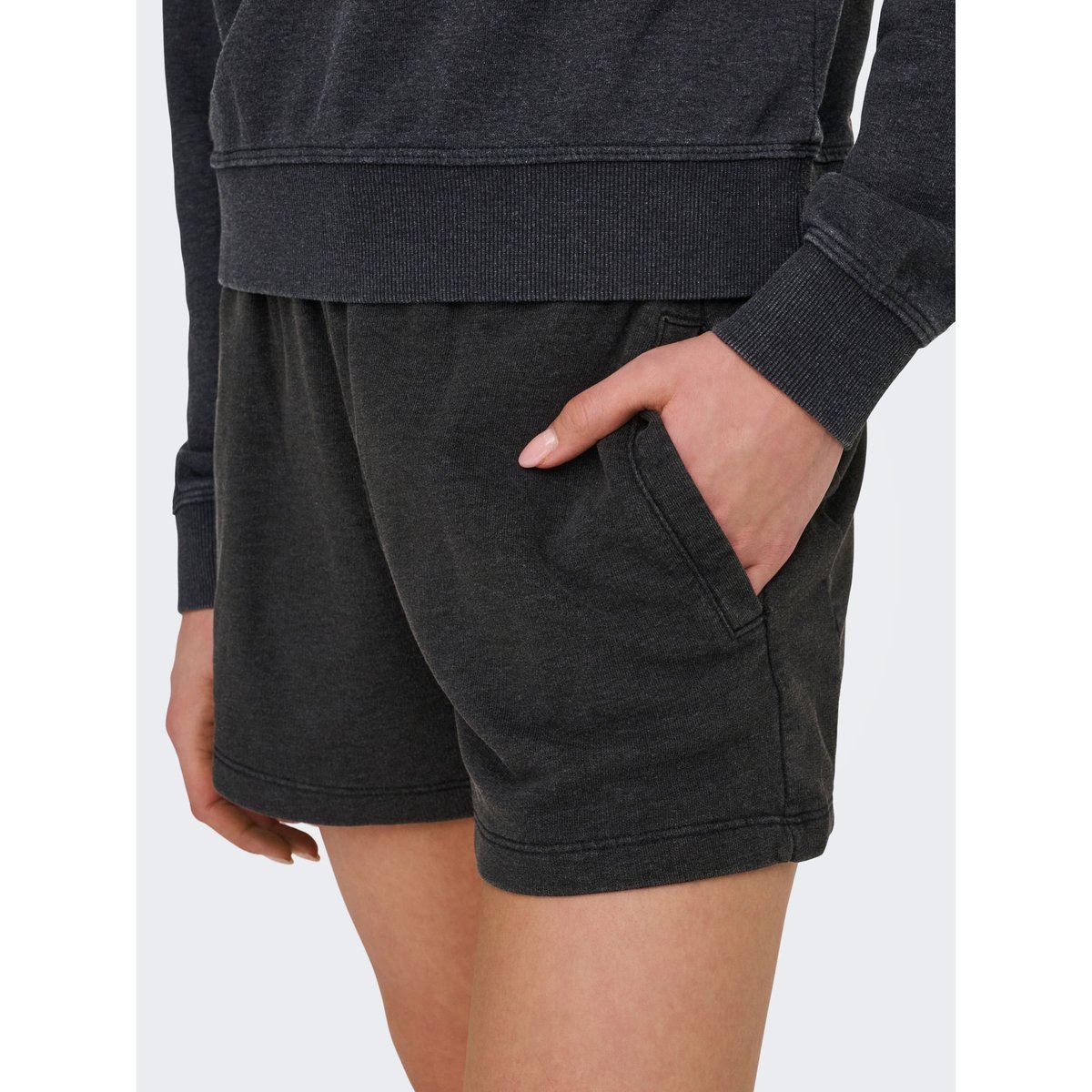 Short black 1, ONLY PLAY
