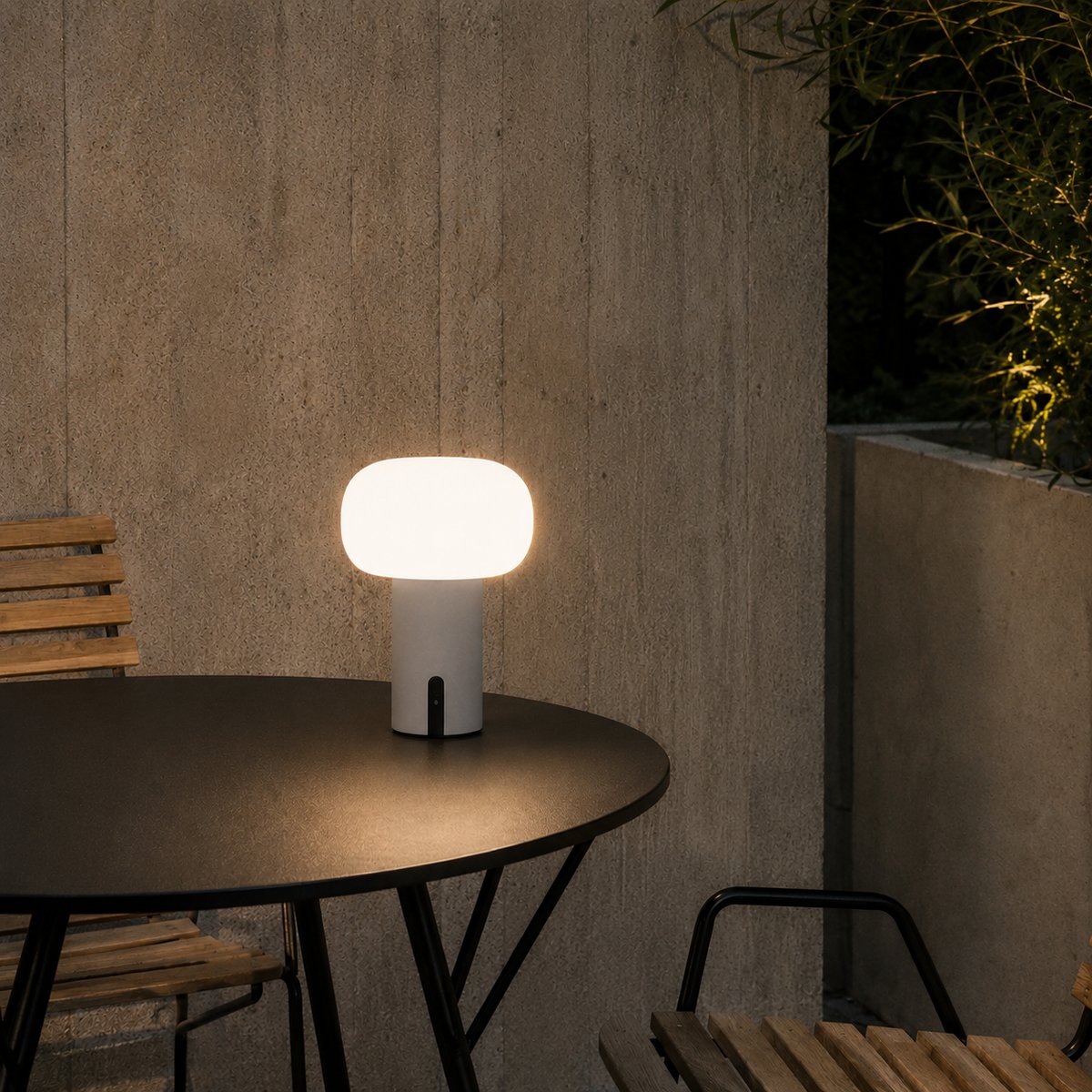 Lampe à poser LED sans fil rechargeable H 16.2 cm, métal et verre, LEA gris clair, ALTASSINA