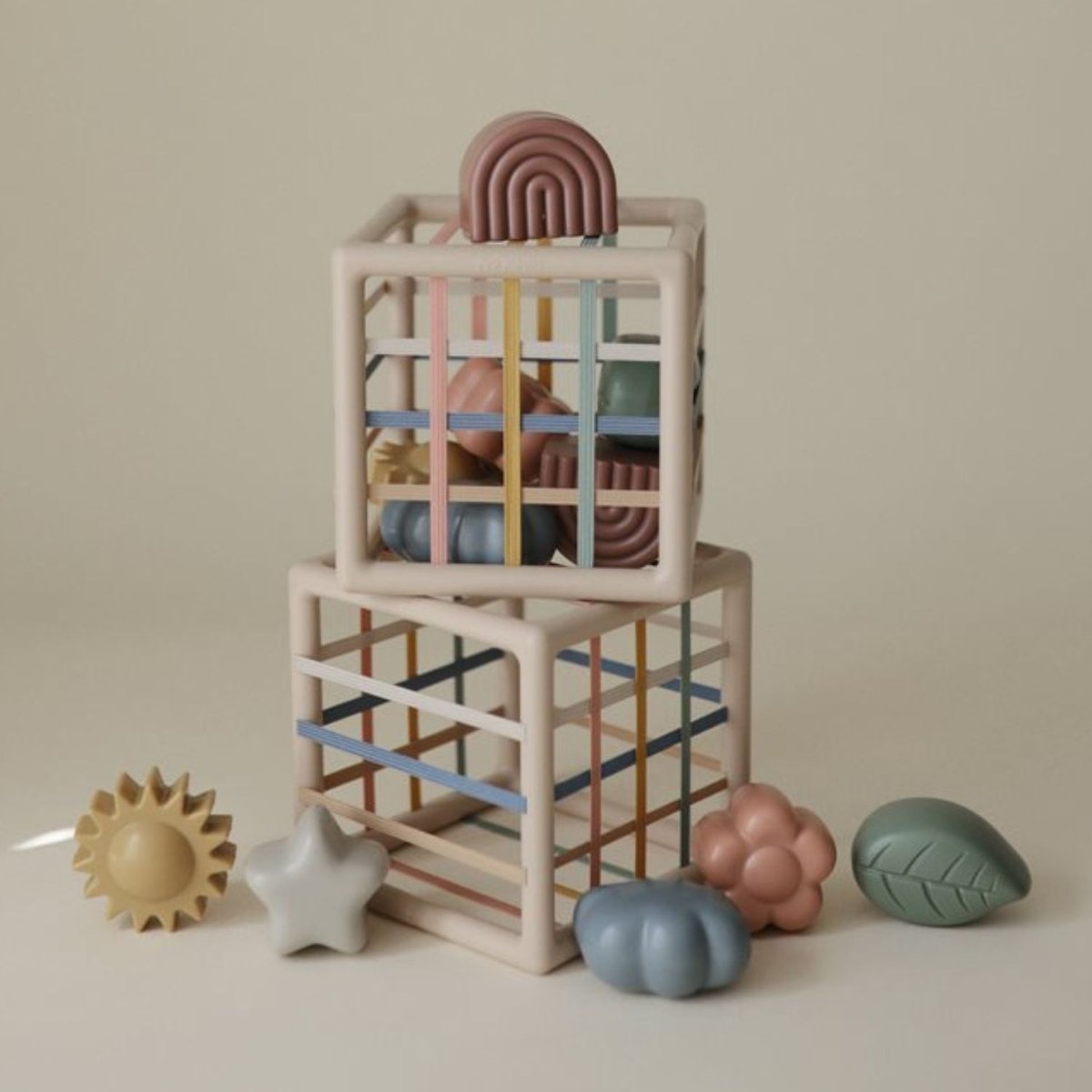 Boîte à formes Shape élastique multicolore, MUSHIE