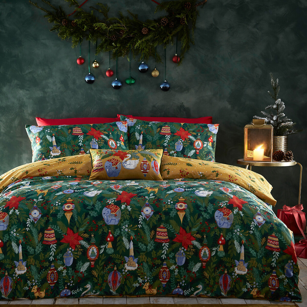 Deck The Halls Cotton Mix Duvet Cover and Pillowcase Set pine green, FURN.