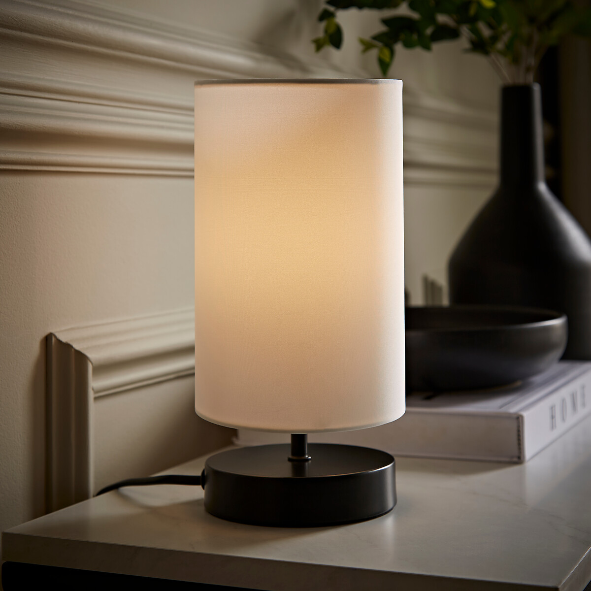 Francine Touch Table Lamp in Matt Black white, SO'HOME