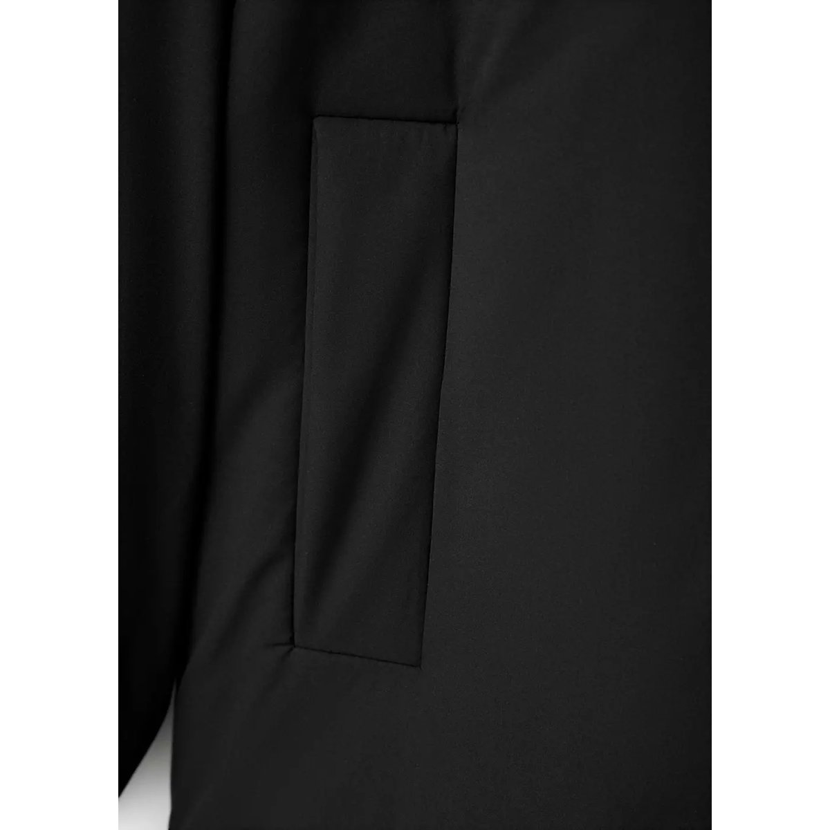 Anorak matelassé avec col cheminée noir, MANGO