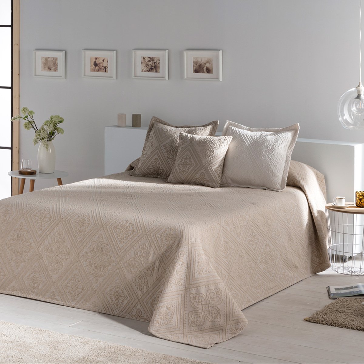 COUVRE LIT BRIANCE lin, NAF NAF HOME