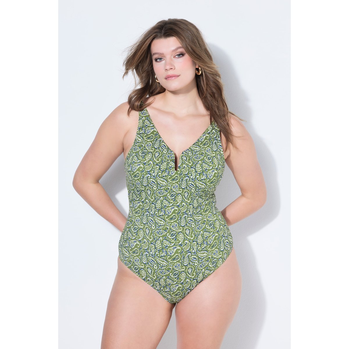 Maillot de bain, encolure en V fendue olive, STUDIO UNTOLD
