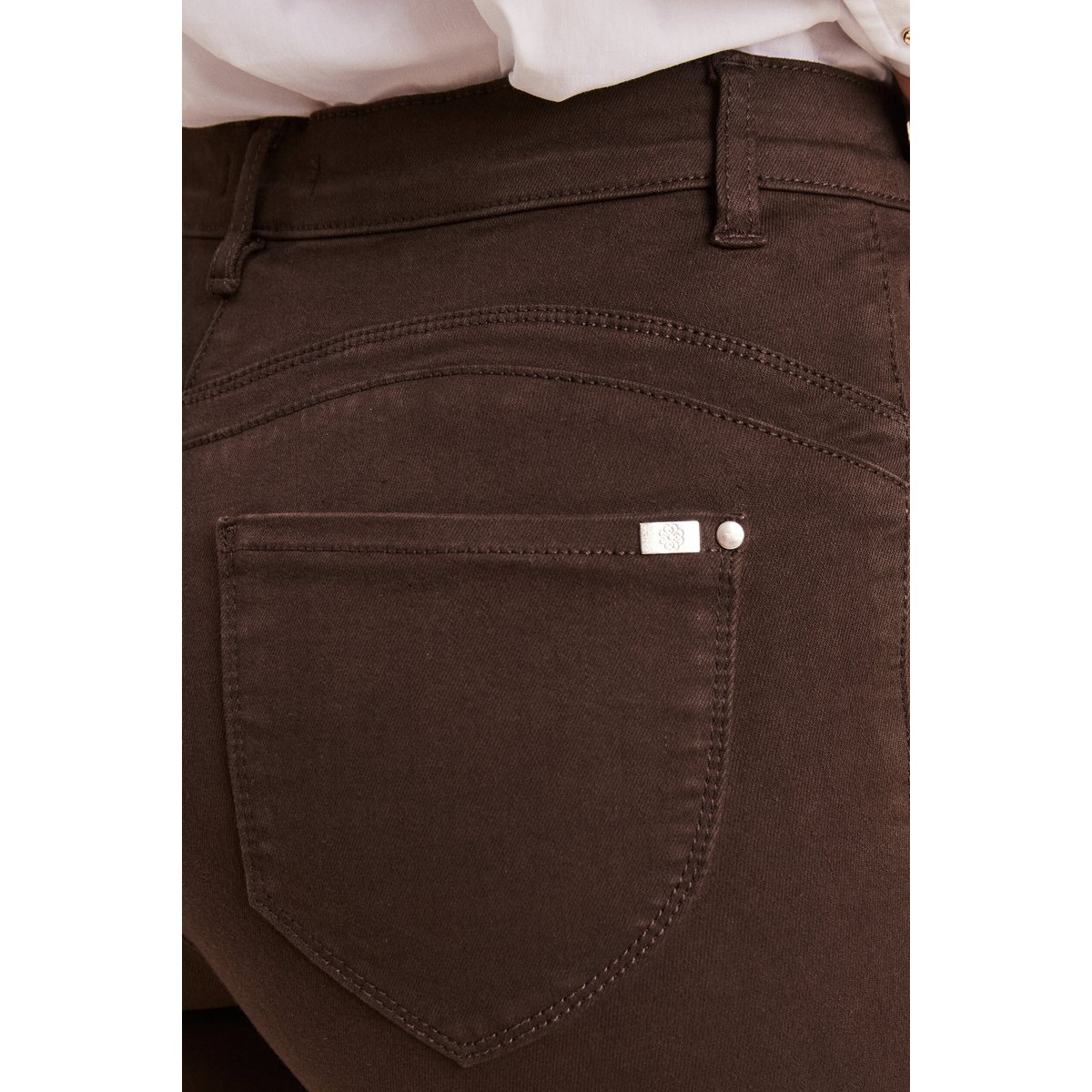 Jean magique ajusté taille standard marron foncé, BREAL