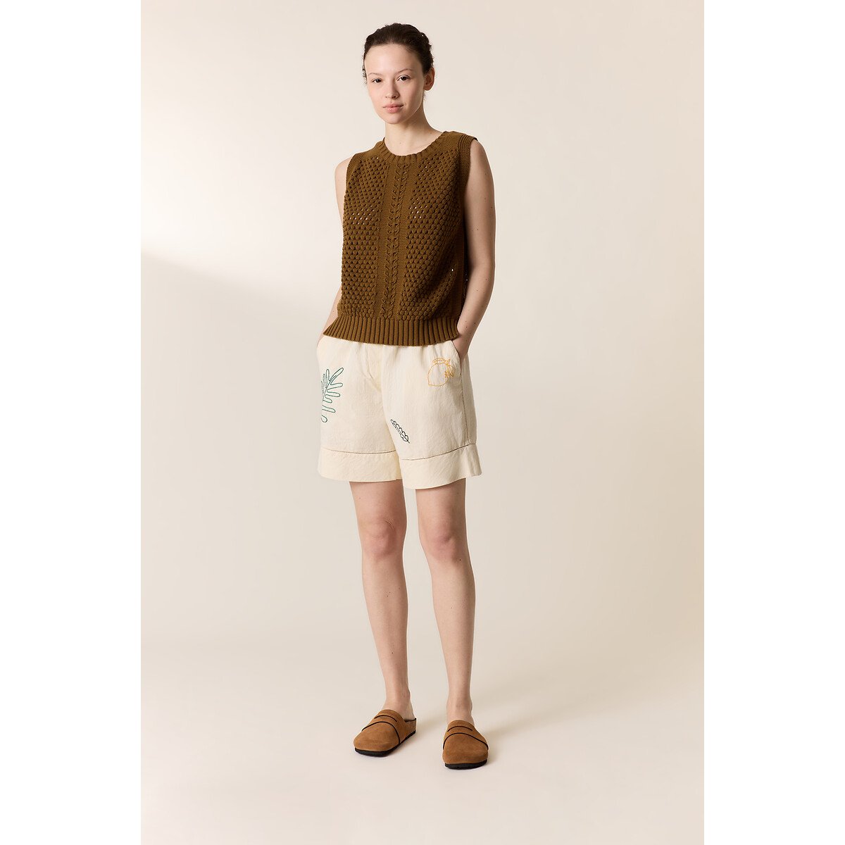 Short brodé à taille élastiquée, QUIWI ecru, LEON & HARPER