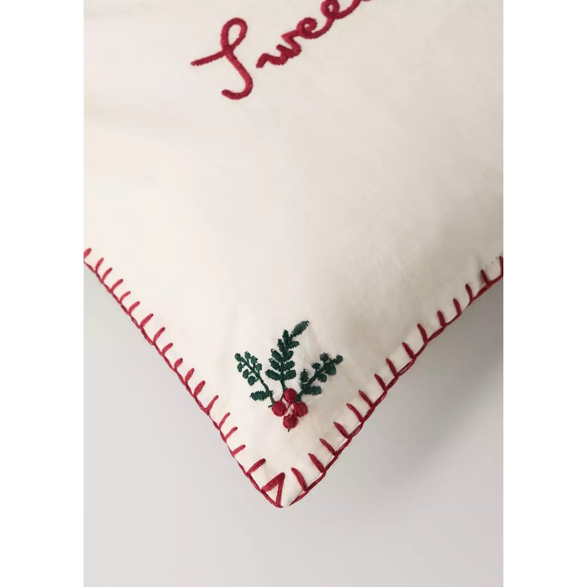 Coussin de Noël brodé 28 x 20 cm rouge, MANGO HOME