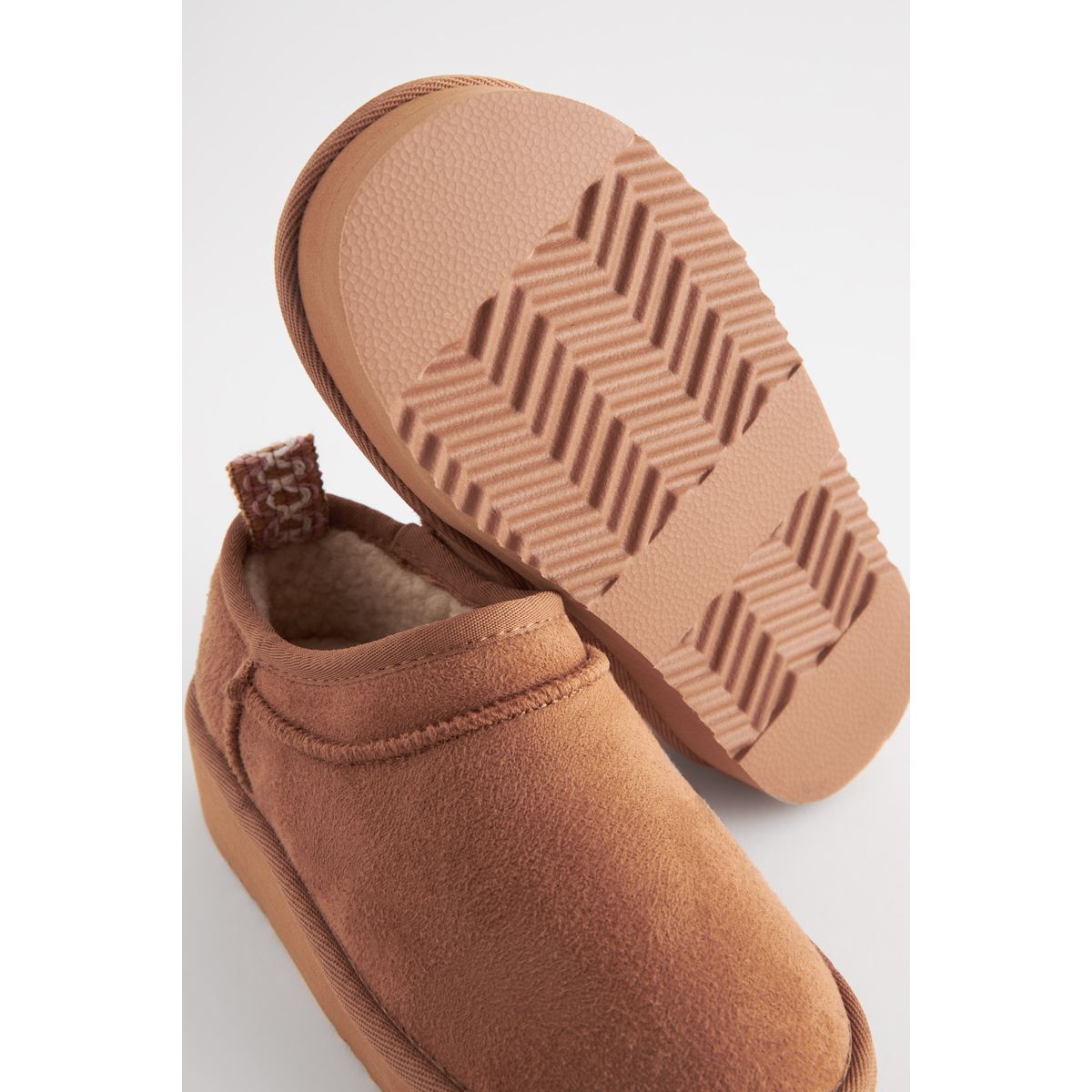 Chaussons shoot à plateforme coupe classique marron fauve, NEXT