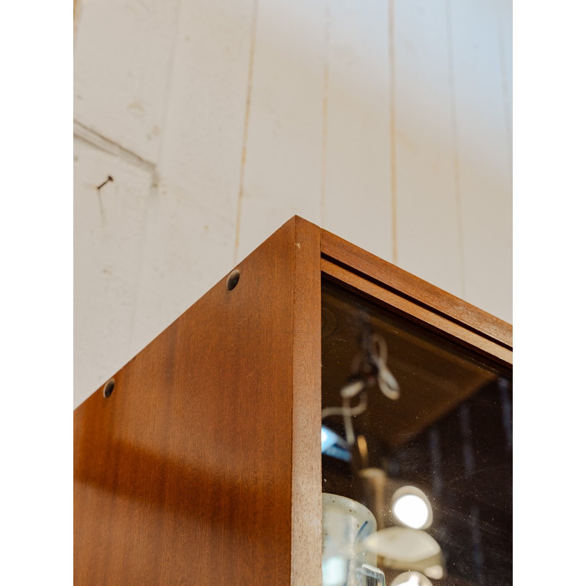 Bibliothèque en bois et métal noir Madeleine N°761 - Bon état bois foncé, DEBONGOUT