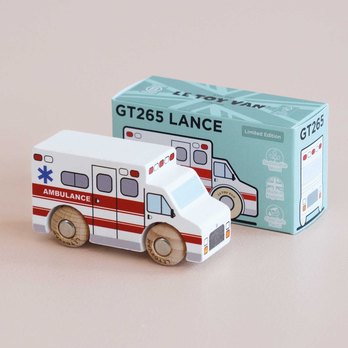 Camion Ambulance Lance No 43 blanc, LE TOY VAN