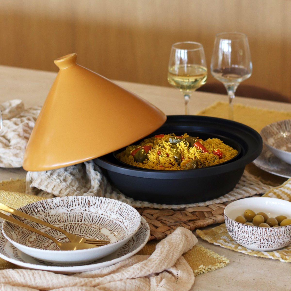 Tajine 30 cm en céramique fond en aluminium jaune, MENASTYL