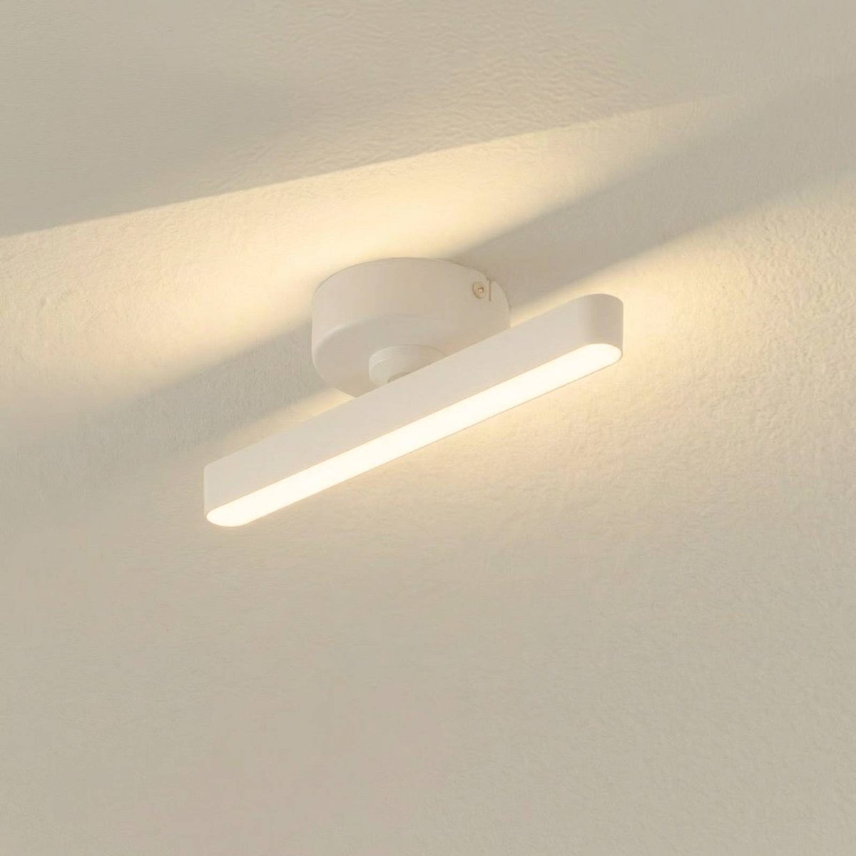 Plafonnier en métal moderneLED, Eldrin blanc, LINDBY