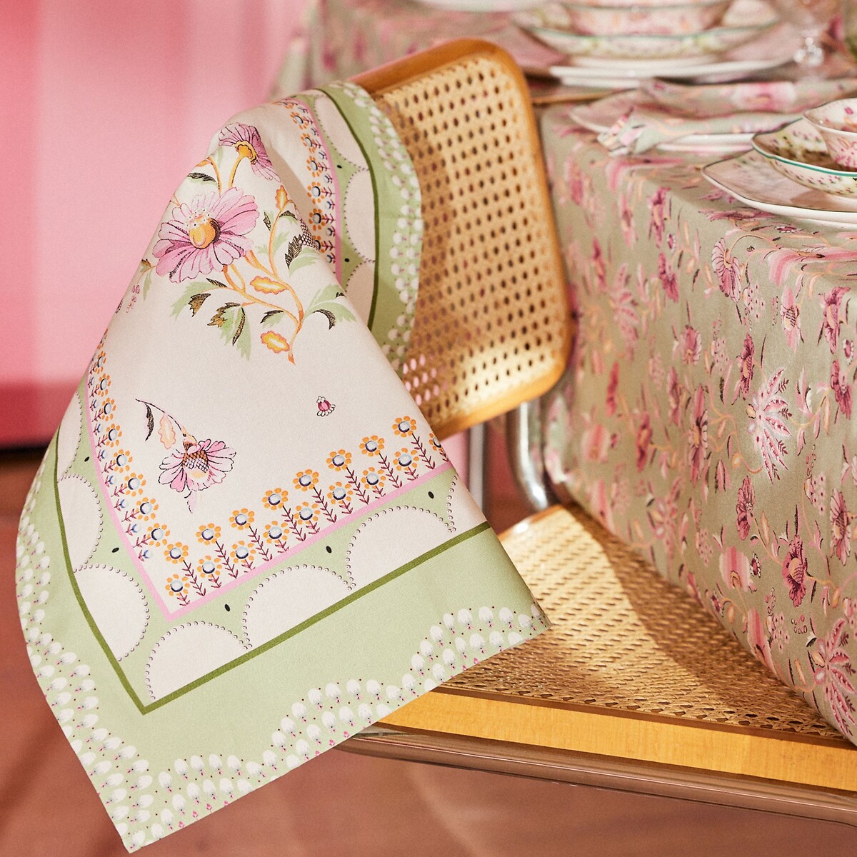 Set of 2 Friendship Gardens Tea Towel green, CATH KIDSTON