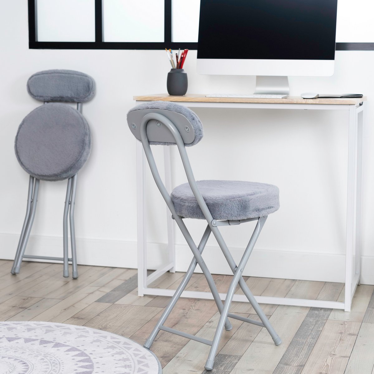 Lot de 4 chaises pliant en imitation fourrure, ERNSTPLUSH gris, MEUBLES COSY