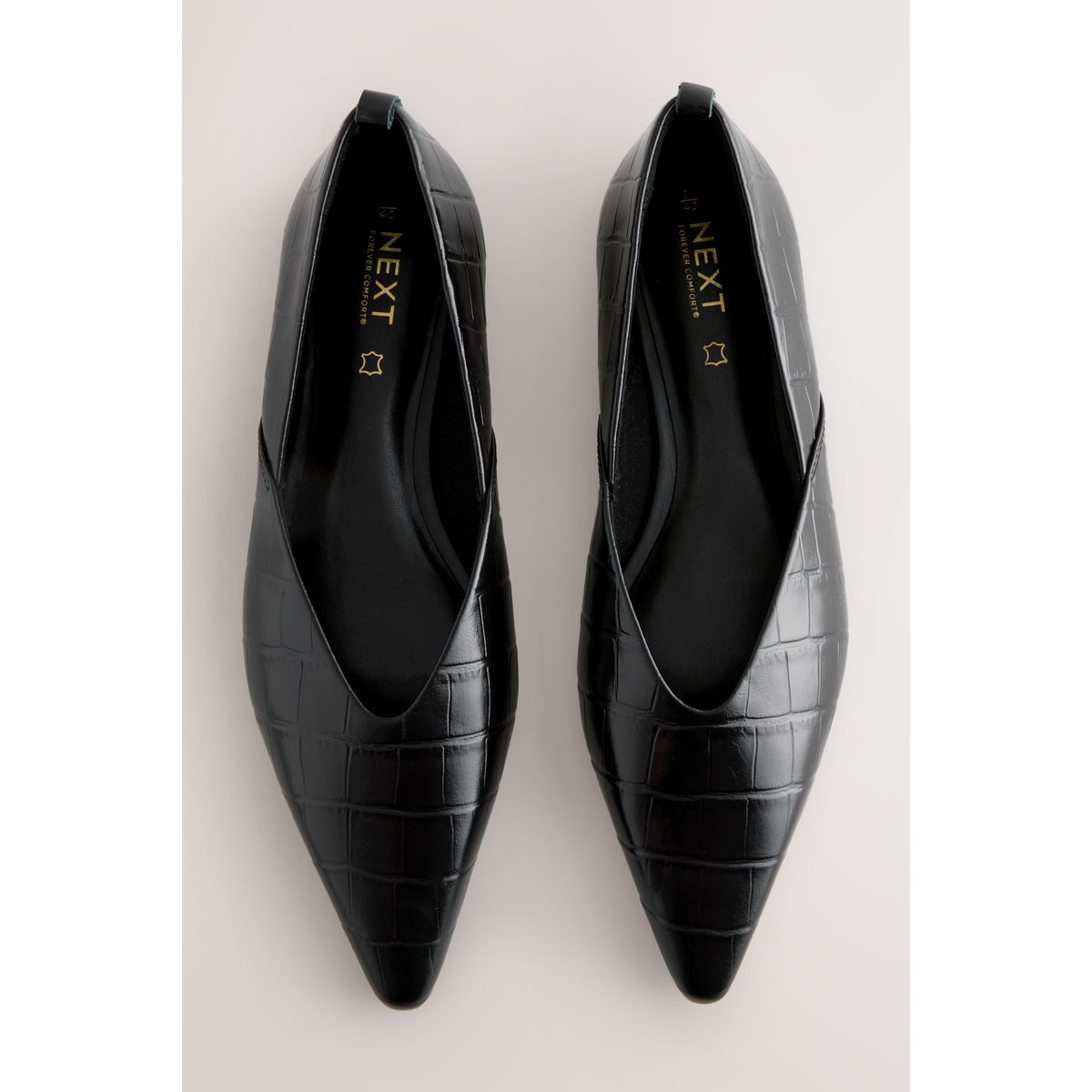 Ballerines pointues en cuir noir effet croco, NEXT