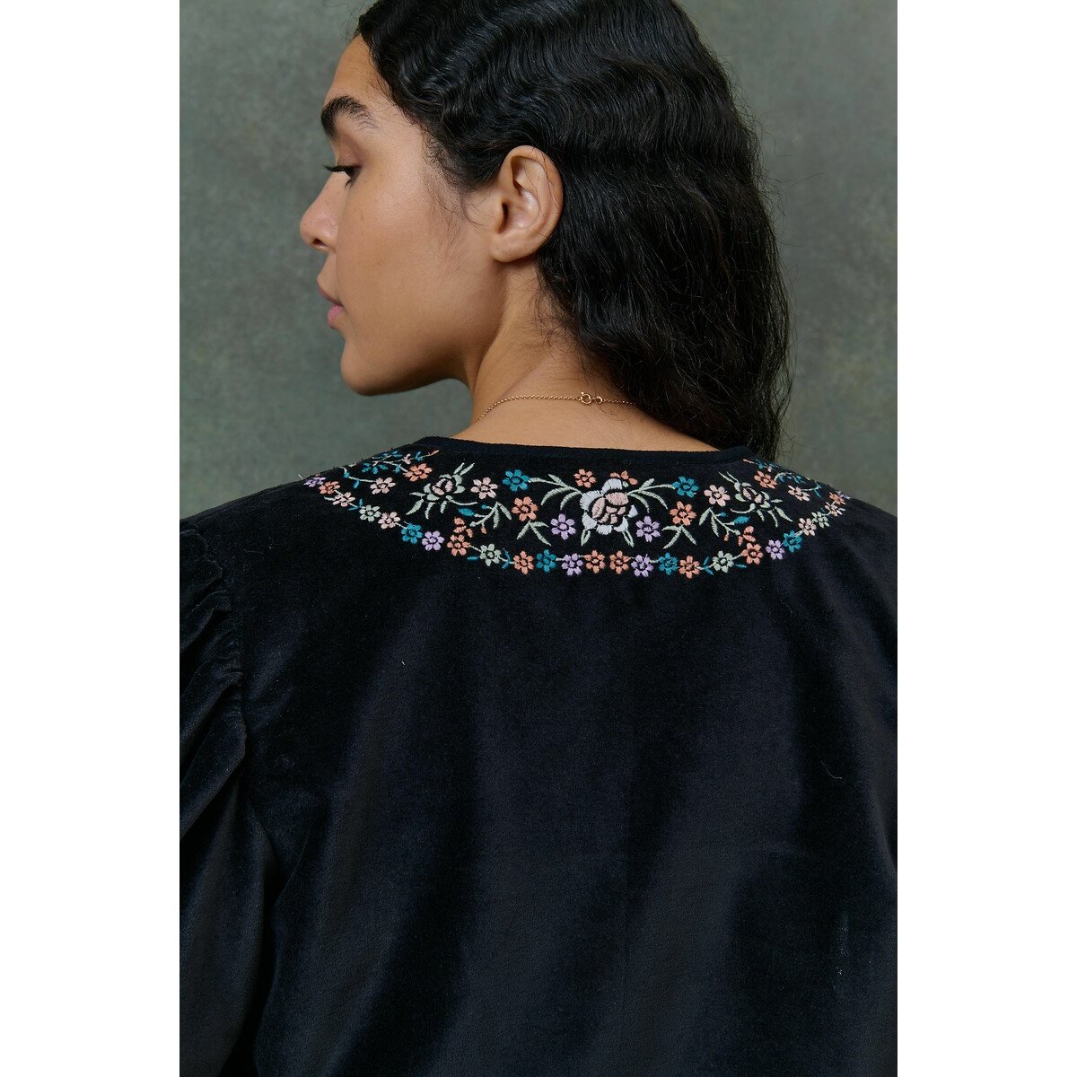 Duras Embroidered Velour Jacket 90006527, LOUISE MISHA