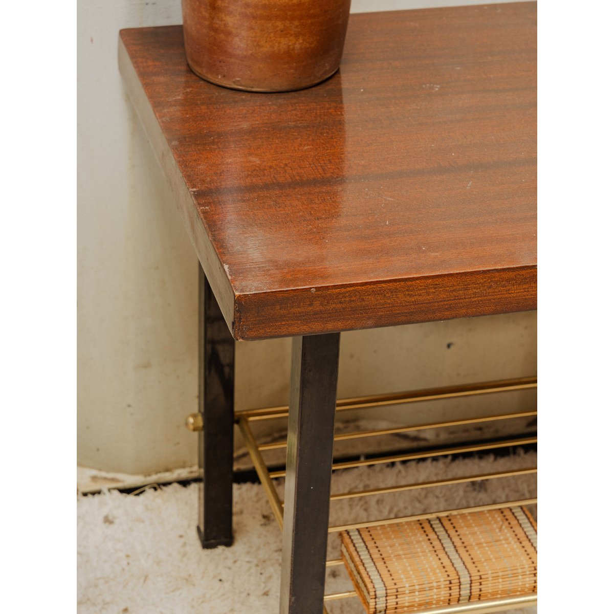 Table basse en bois et métal Donna N°1063 - Bon état bois foncé, DEBONGOUT