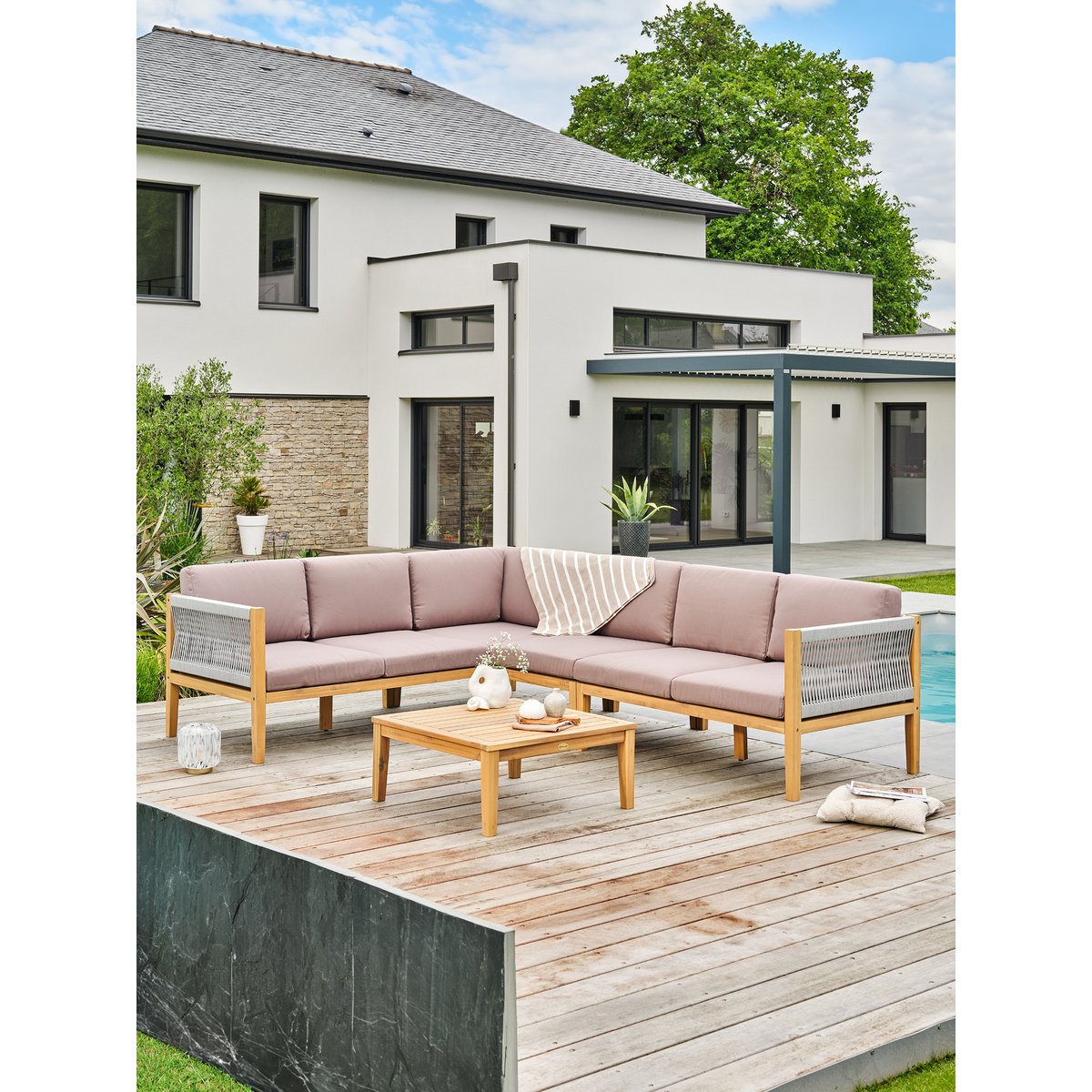 Salon de jardin d'angle 5 places JORDA marron, REMARQUABLE