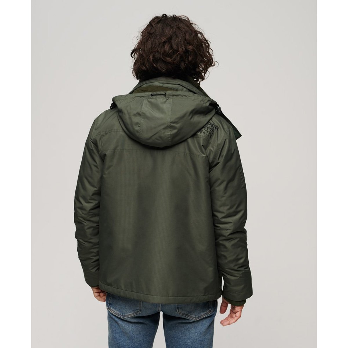 Veste Mountain SD Windcheater vert olive surplus, SUPERDRY