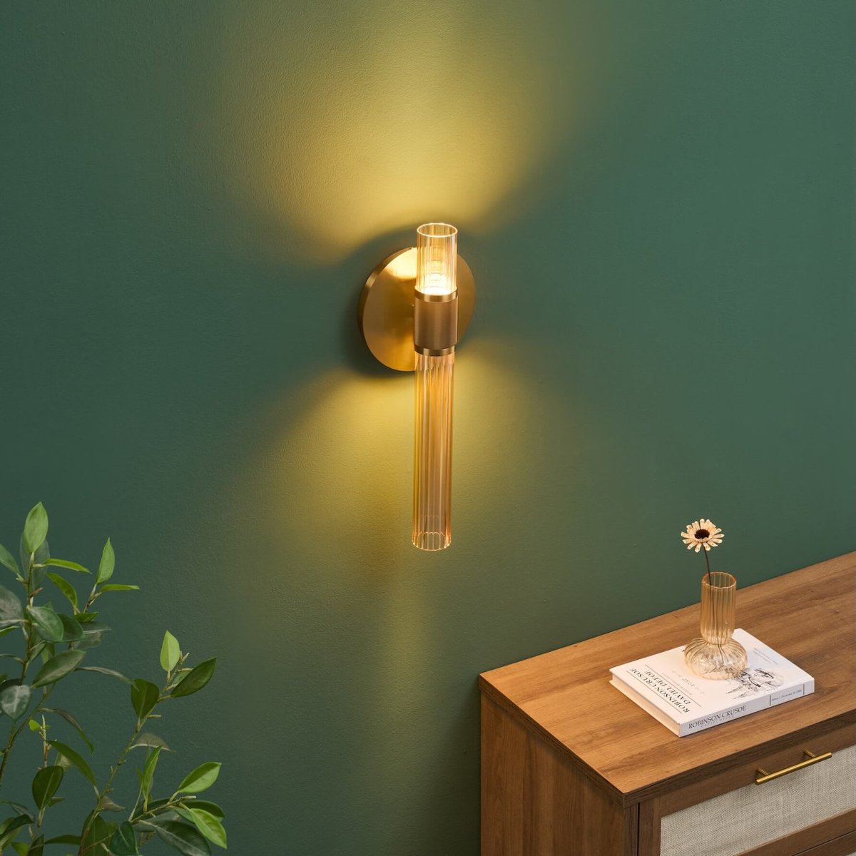 Applique LED en verre strié chic - CYLLIA ambré et laiton, KOSILUM