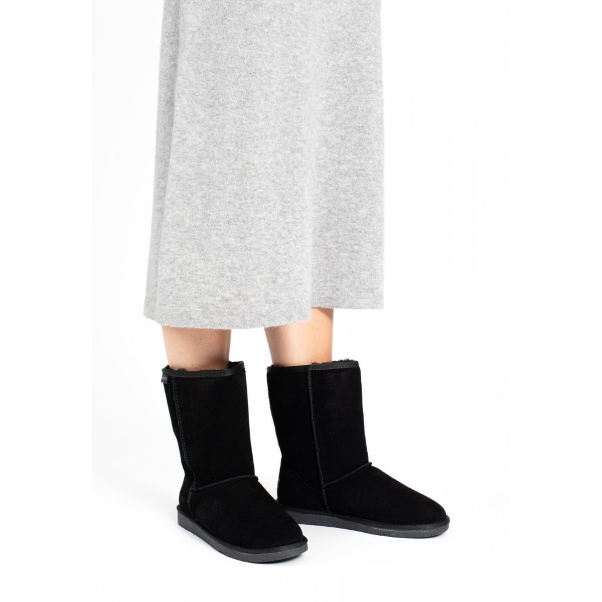 Bottes en daim fourrées en laine OLYMPIA noir, MINNETONKA