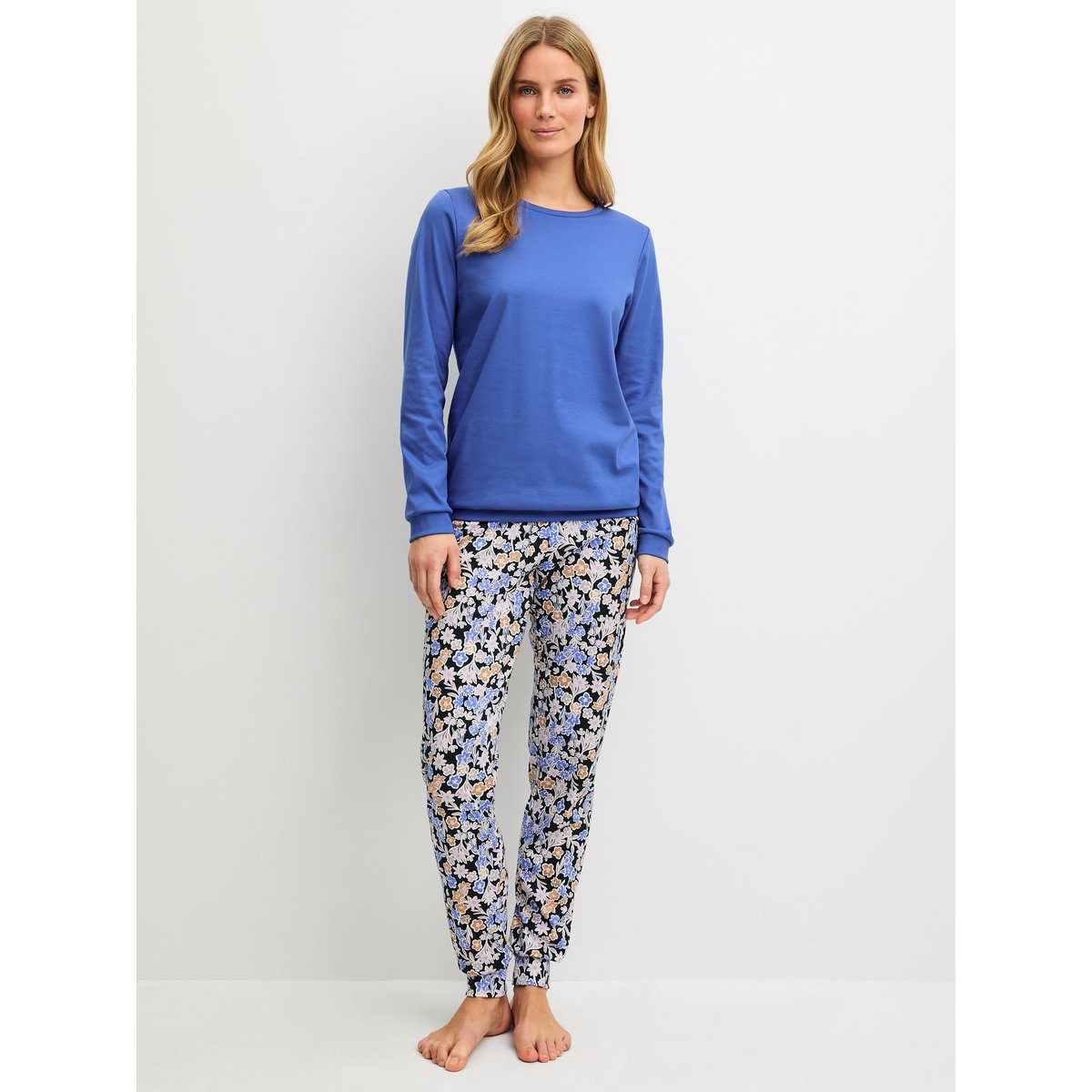 Pyjama avec bords élastiques manches longues Coton SWISS RESORT deep cobalt, CALIDA