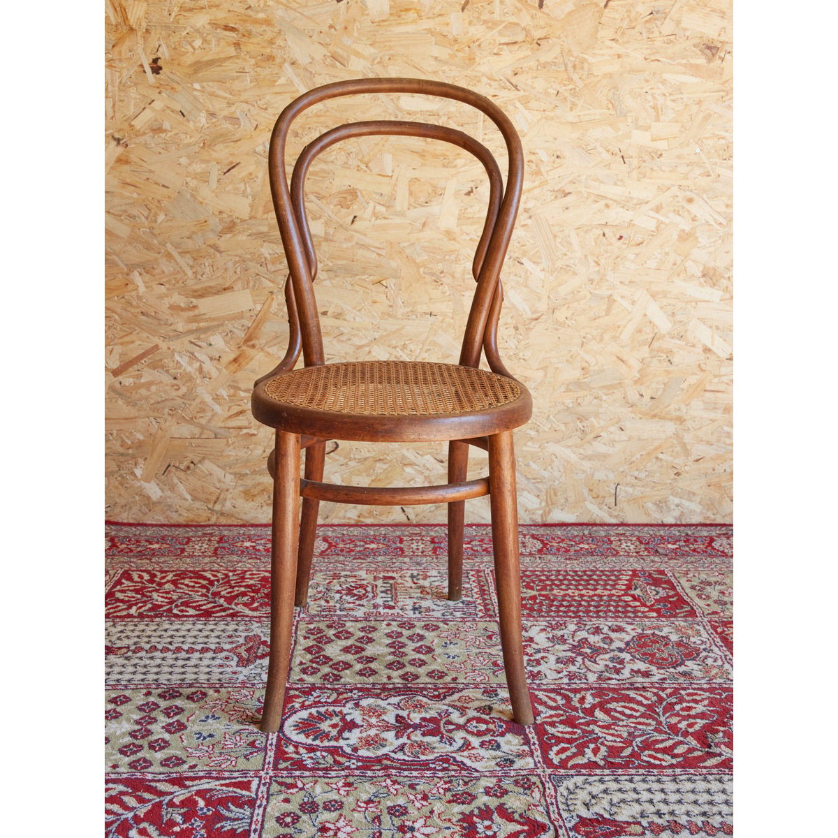 Lot de 4 chaises bistrot Claude N°1263 - Bon état bois foncé, DEBONGOUT