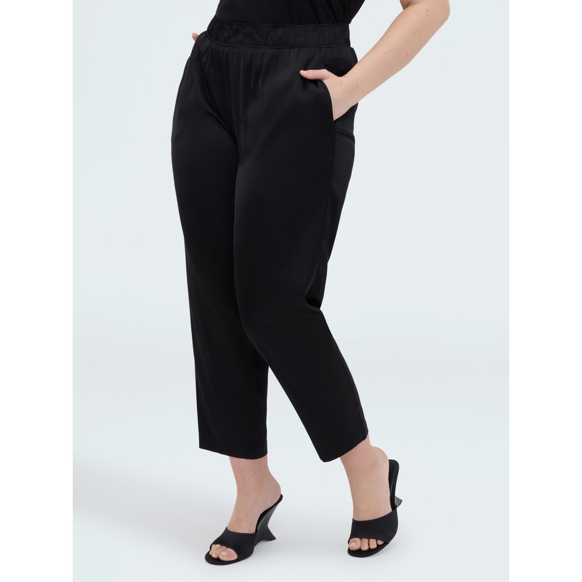 Joggers noir, FIORELLA RUBINO