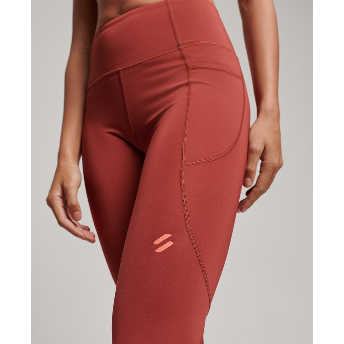 Legging moulant long en résille Active marron brique, SUPERDRY