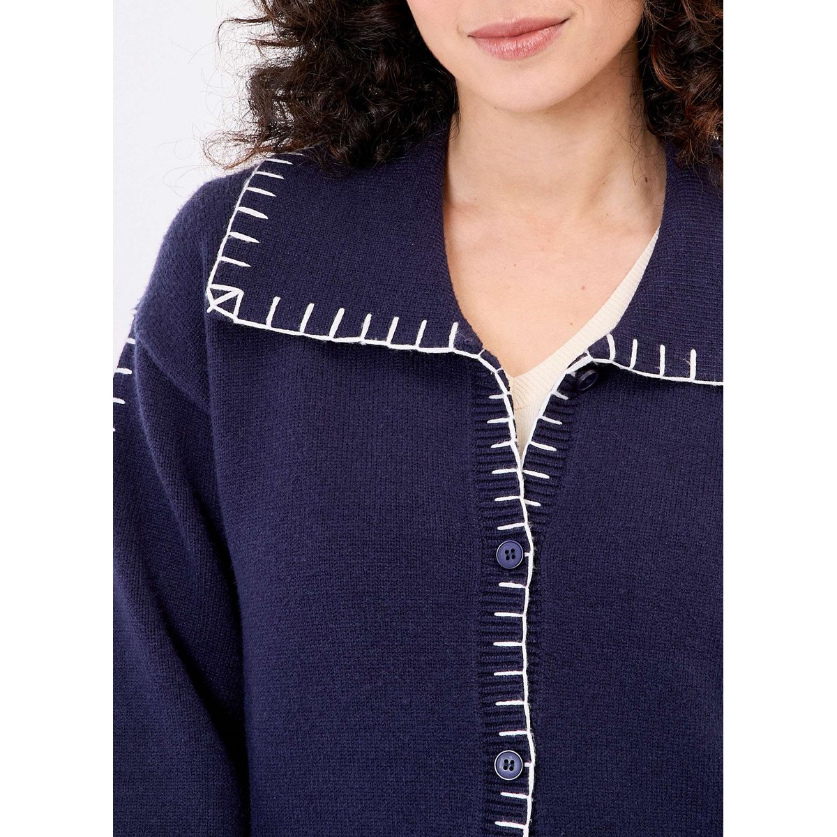 Gilet maille col chemise CATORI bleu marine, LA FIANCÉE