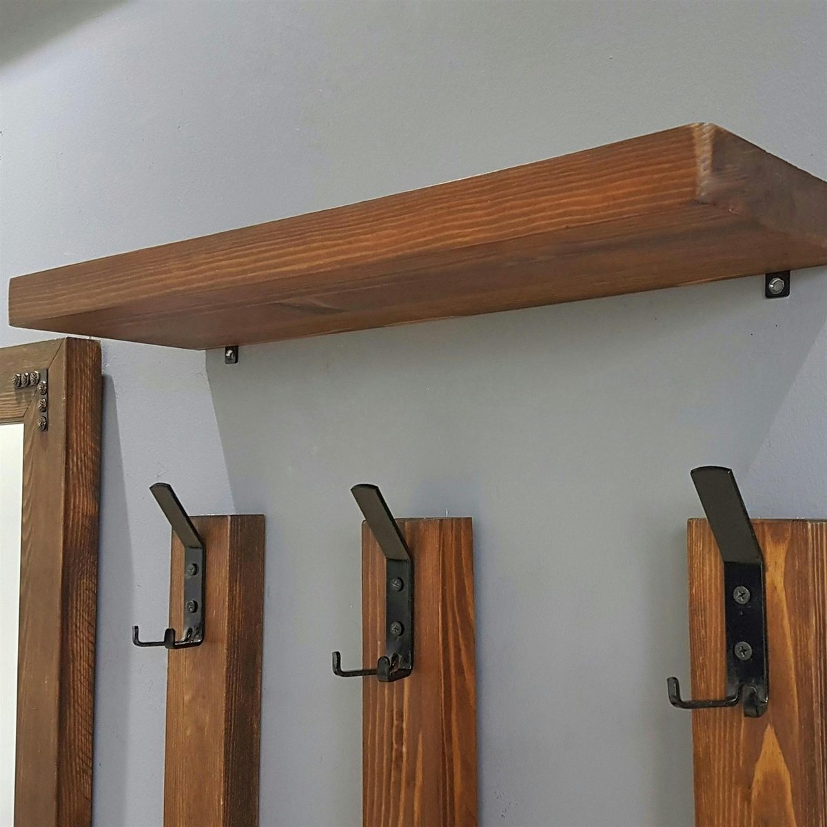 Vestiaire mural - 1 miroir, 3 portemanteaux, 1 étagère HILO bois naturel, PIER IMPORT