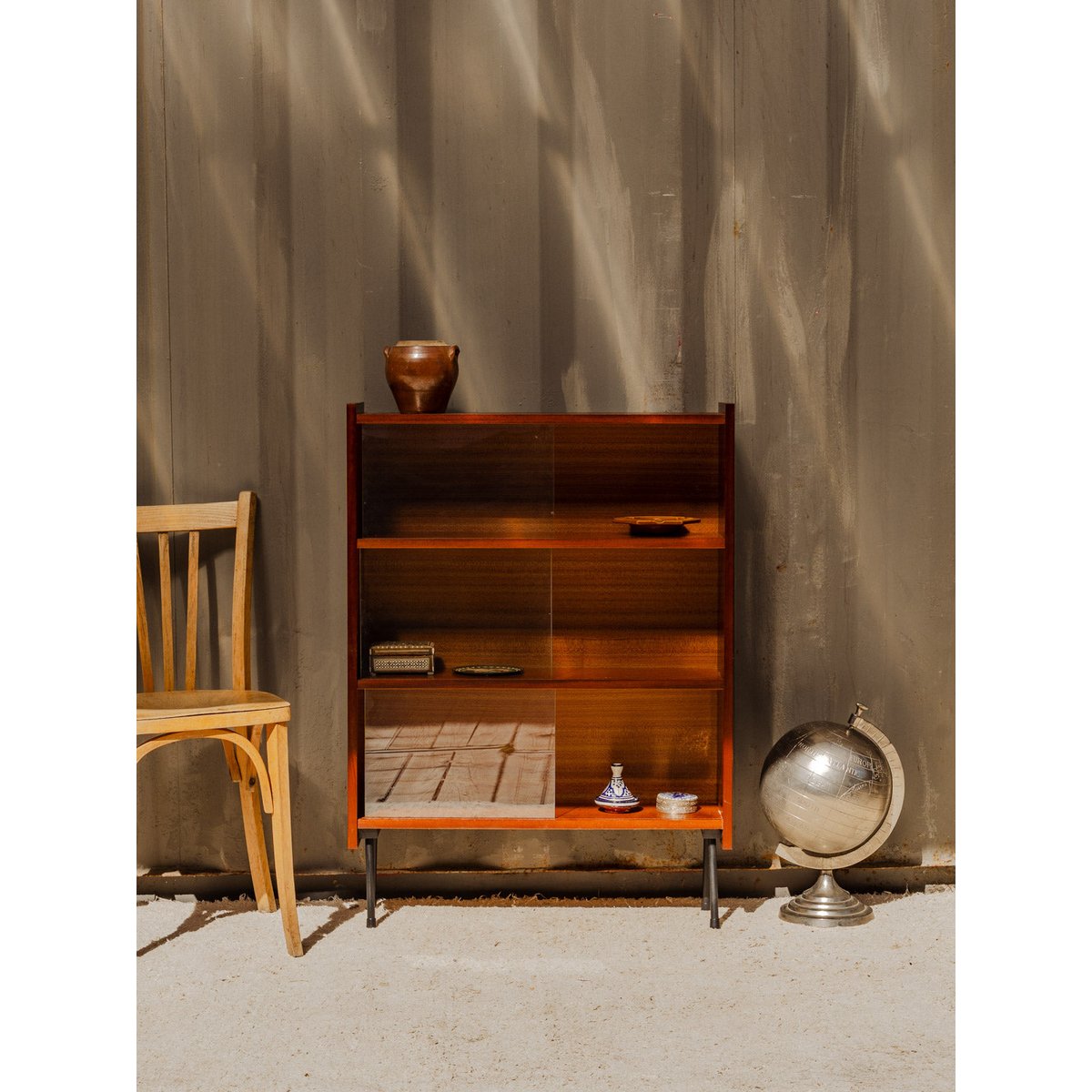 Vitrine en bois Victoria N°1317 - Bon état bois foncé, DEBONGOUT
