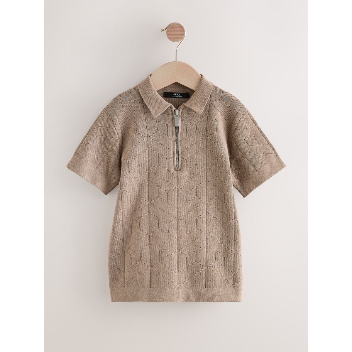 Polo en maille à col zippé marron taupe, NEXT