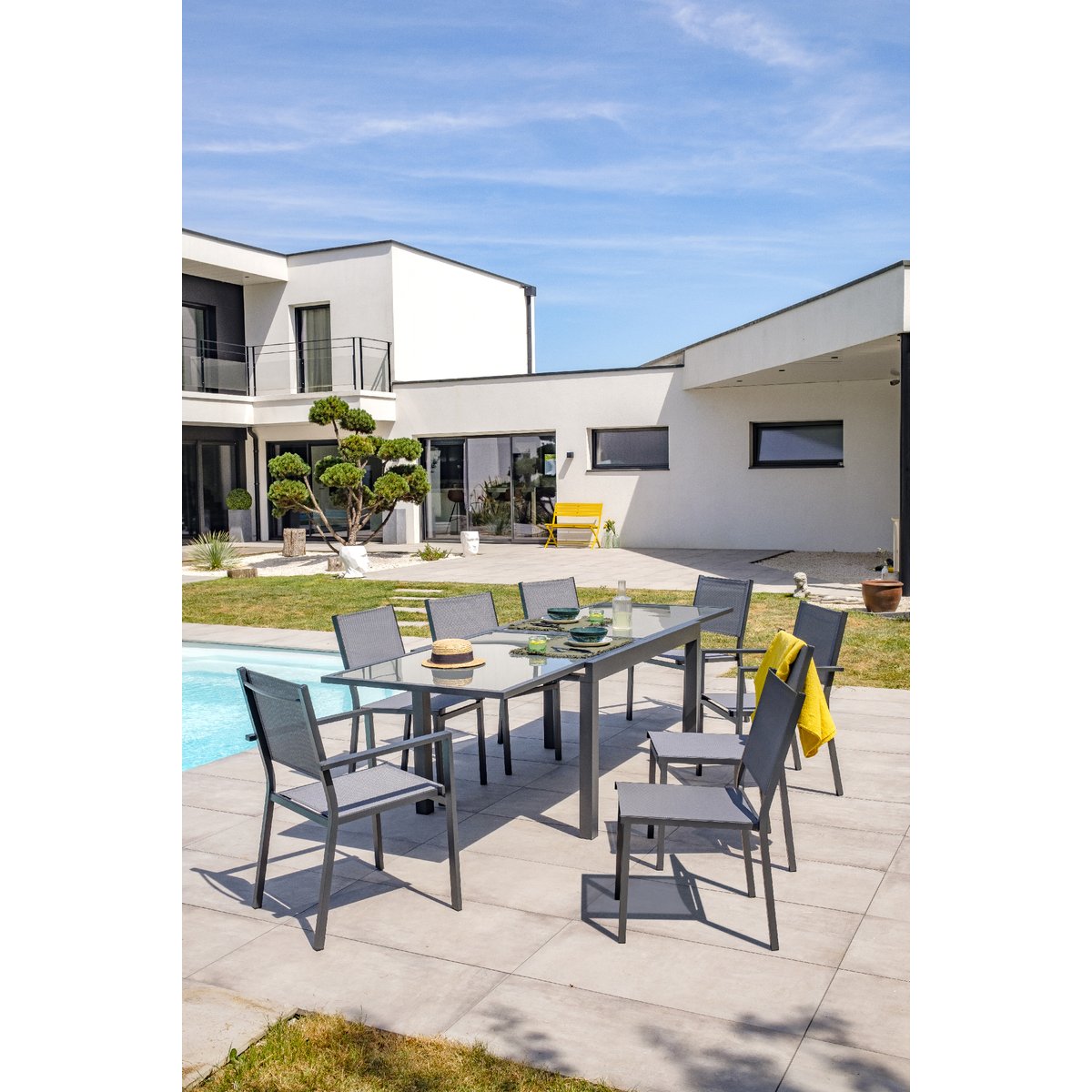 Ensemble repas 8 places en aluminium et plateau verre TOLEDE gris anthracite, DCB GARDEN